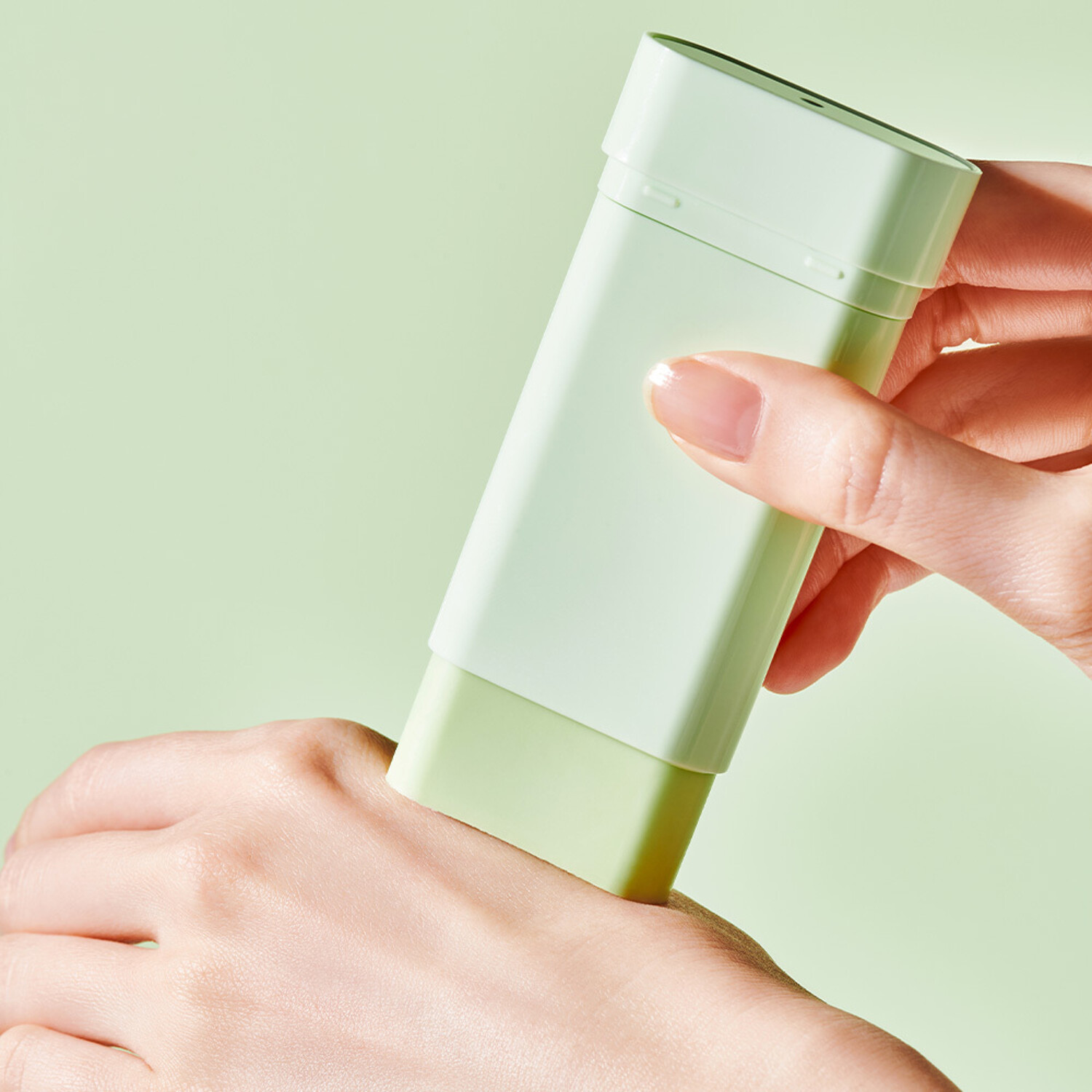 ++++TOCOBO Cica Cooling Sun StickSPF50+ PA واقي شمس عصا مبردة سريعة التهدئة بخلاصة السيكا - الصورة 5